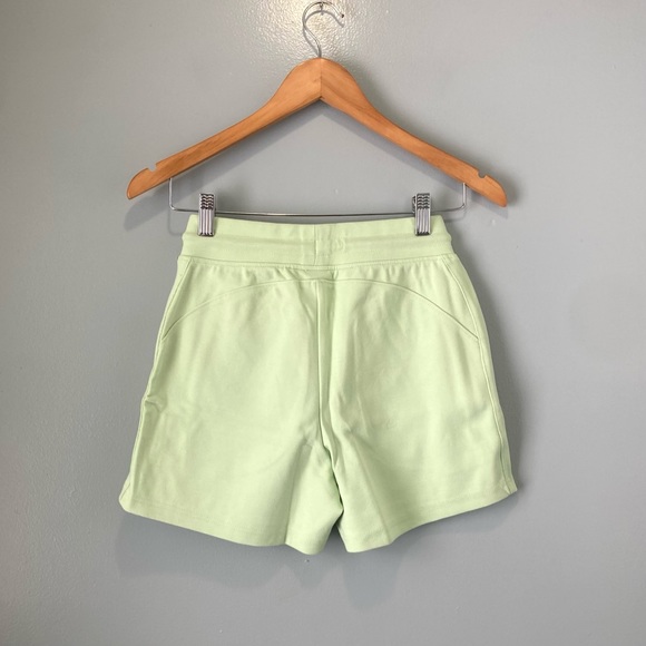 Alphalete Core Shorts in Frozen Spring (Light Green) Size XS Athletic Gym Wear - Picture 15 of 15